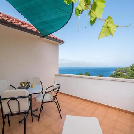 شقة Ana & Bogdan - One Bedroom With Balcony And Sea View A2 St