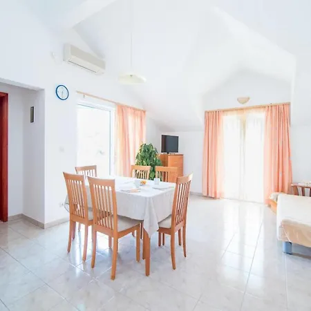 Apartamento Ana & Bogdan - One Bedroom With Balcony And Sea View A2 St